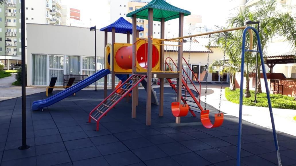 Apto Home Club Nautilus 2Q, Beto Carrero, 2 Piscinas, Praia, Playground, Academia, 300 Canais, Na Quadra Do Mar Apartment